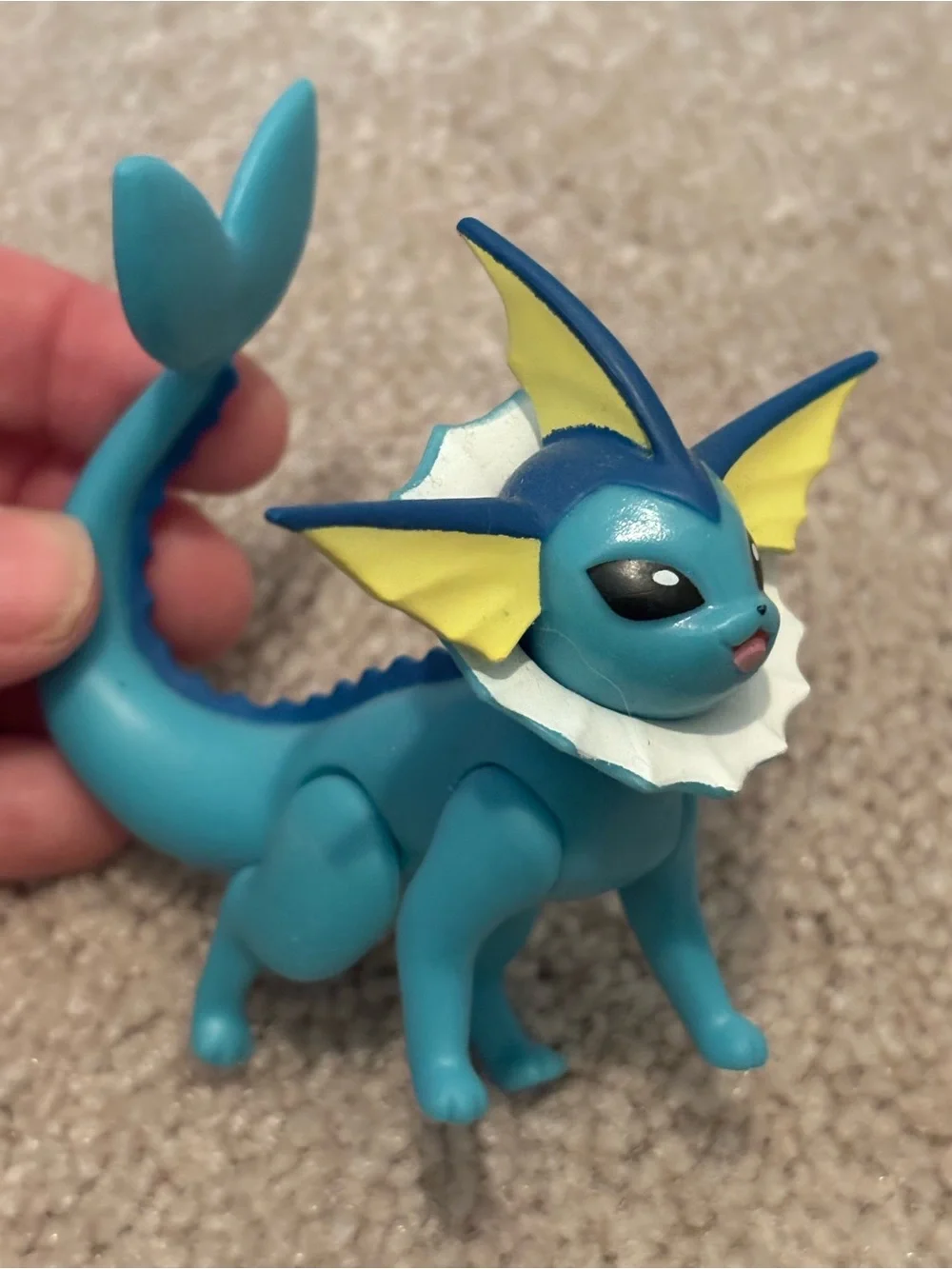 Pokemon Tomy Evee Evolution Posable  VaporeonJolteon Sylveon Espeon Toy Figures